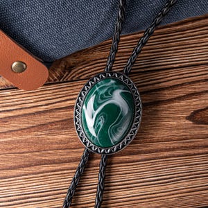 Green Stone Bolo Tie, Vintage Metal Engraved Western Wedding Accessory