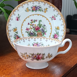 Lovely Vintage Copeland Spode Peplow pattern English fine china teacup saucer tea set Red rose summer flower vase C1950s in lovely condition