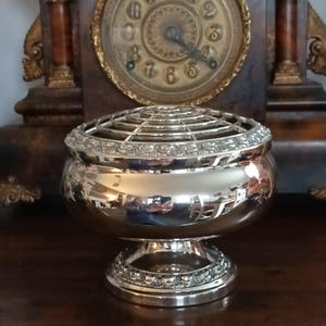 Ianthe Rose Bowl - Etsy UK