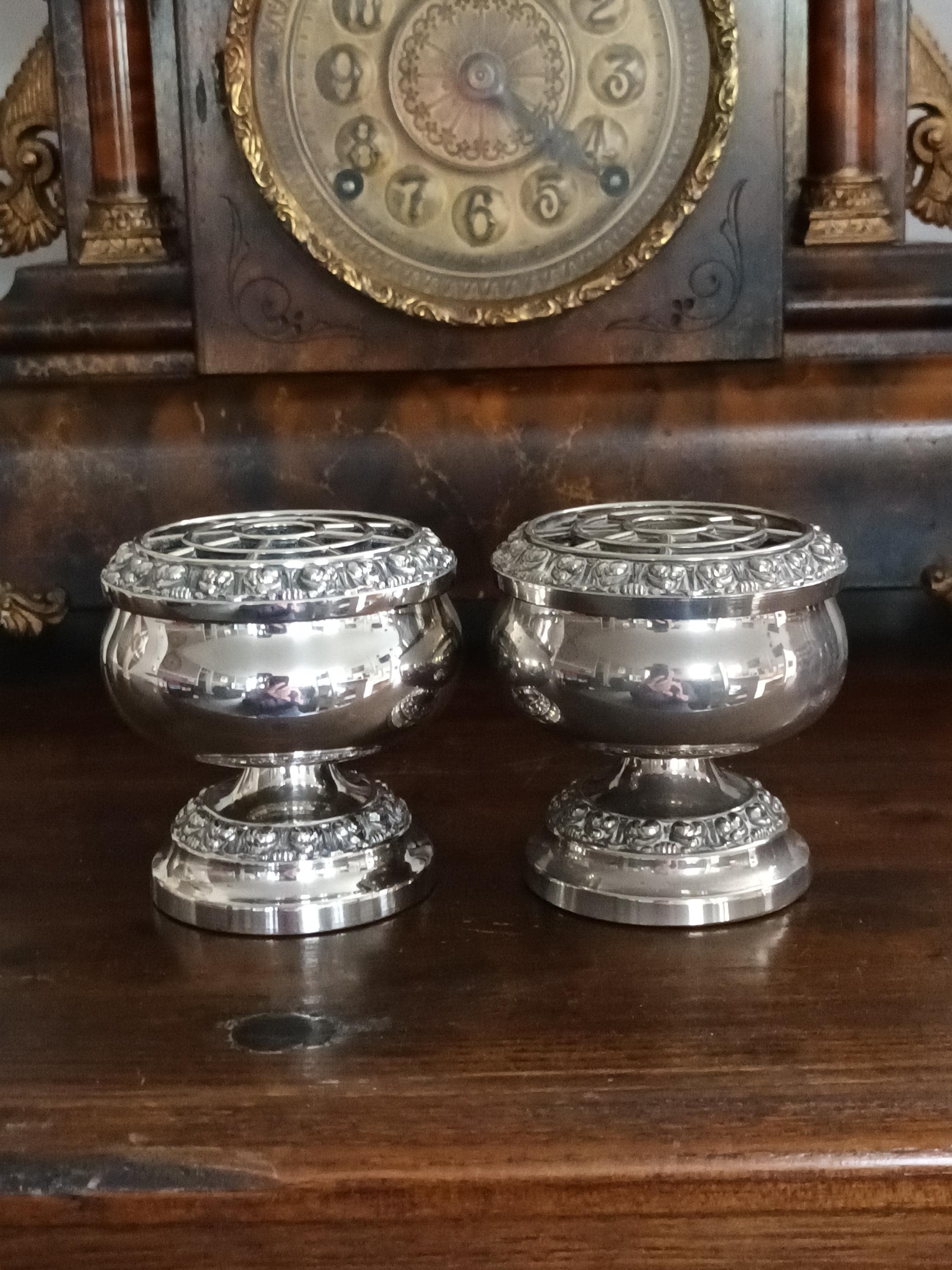 Ianthe of England - Etsy