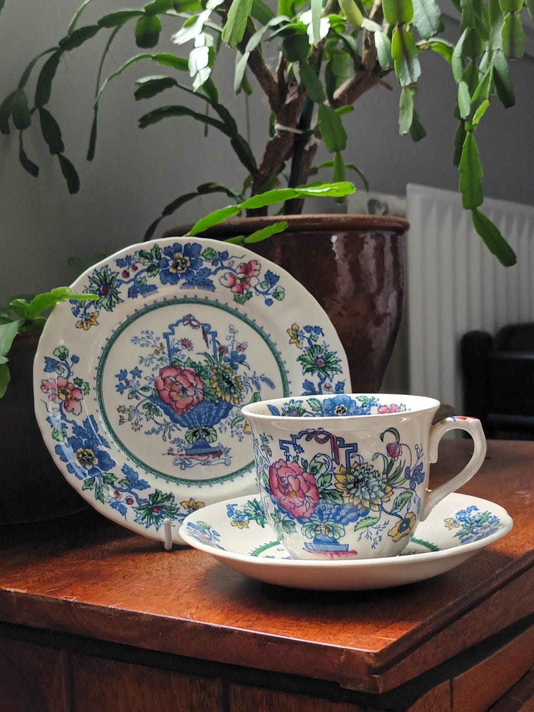 Strathmore Pattern Lovely Vintage Masons