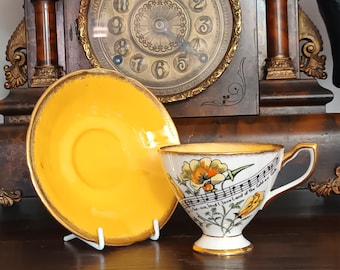 Precioso juego de té vintage de porcelana inglesa Taylor Kent con flores de los estados americanos, California 31 amapola dorada, década de 1960, en excelente estado.