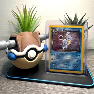 Pokémon-kaartstandaard | Pokeball-display | Pokeball- en Pokemon-kaartstandaard met energiethema