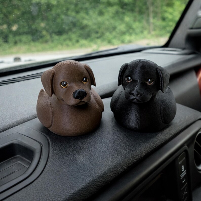 Car Interior Accessory Labrador Dashboard Figure Vehicle Dog Decoration Jeep Ducking Style Desk Ornament Display Lab Retriever Collector Item Pet Lover Gift Birthday Present For Him Automobile Enthusiast Animal Friend Companion Office Home