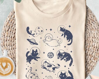 Cats in Space Shirt, Astronaut Cat Shirt, Funny Cat T-Shirt, Cat Lover Gift Shirt, Space Cats Shirt, Funny Cat Mom Gift Tee, Retro Cat Shirt