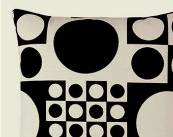 Housse de coussin décoratif moderne Vernor Panton Geometri Mid-Century - Motif géométrique noir et blanc - illustrée pour un carré de 46 cm (18 po.)