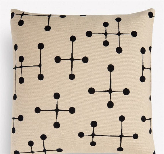 eames pillow