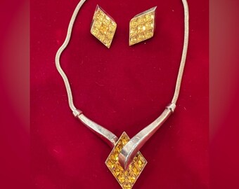 50s Mid Century Trifari Rhinestone Necklace and earrings