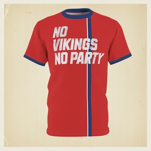 Retro supporterskjorte i norsk landslagsstil, No Vikings No Party, Vintage VM 2026 supporterskjorte inspirert av klassiske fotballdrakter