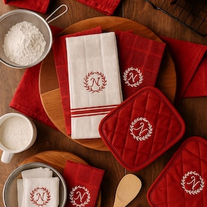 Personalized gift for grandma, Kitchen decor, Embroidered kitchen towels, Home gift custom towel, Gift for mom, Tea towels custom for mom
