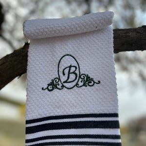 Personalized gift for grandma, embroidered kitchen towels, home gift custom towel, gift for mom, Tea towels custom for mom, waffle towels