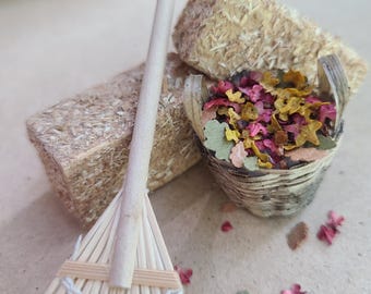 Fall Leaf Basket 1:12