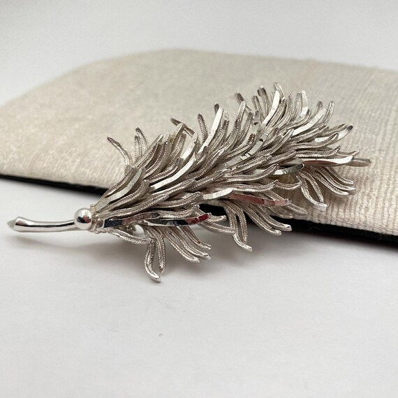 Vintage Coro Exploding Firework Brooch - Shimmeri… - image 2