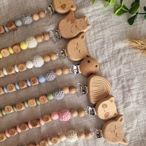 Cadena para chupete con nombre, personalizable, regalo para bebé hecho a mano, con diseño colorido, regalo personalizado, letras de madera