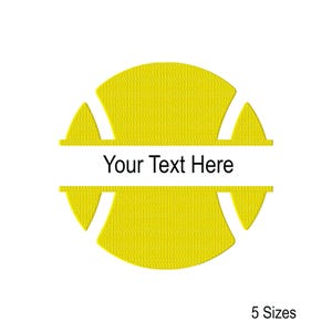 Pode incluir: Design bordado amarelo em forma de bola de futebol com o texto "Your Text Here" numa faixa horizontal branca. O design está sobre um fundo branco. O texto "5 Sizes" está na parte inferior.