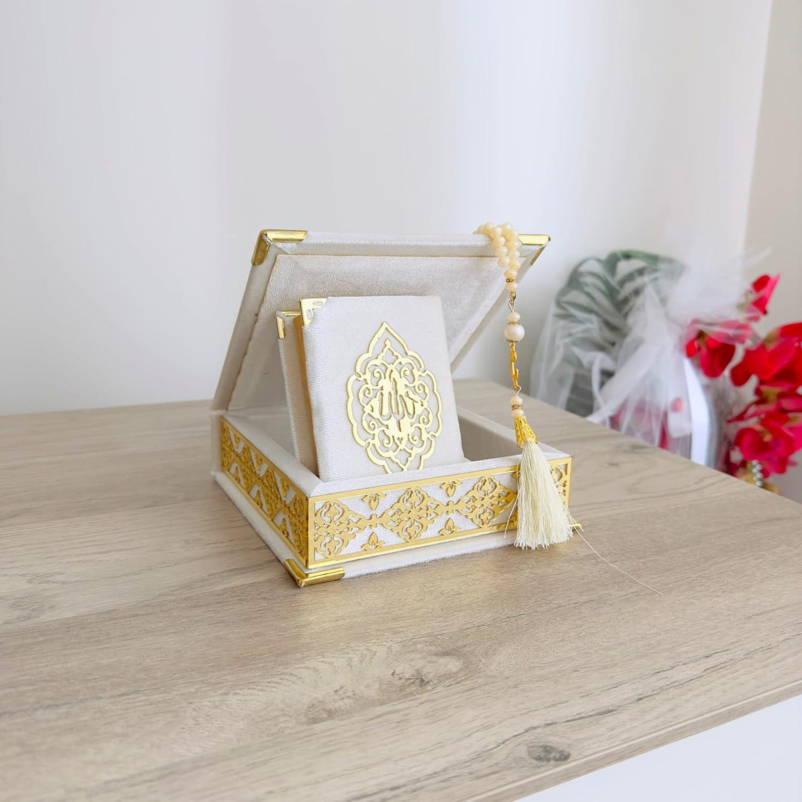 Velvet Quran Gift Set: Islamic Wedding, Eid, Ramadan Mubarak