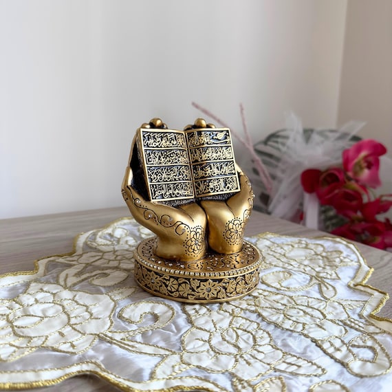 Ayatul Kursi Written Praying Hand Shape Figurine, Statue for Islamic Table Centerpiece, Muslim Home Decoration | Islamic Table Decor