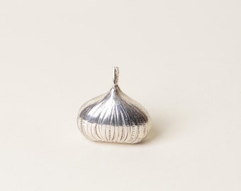 Vintage Italian Silver Chestnut Pill Box