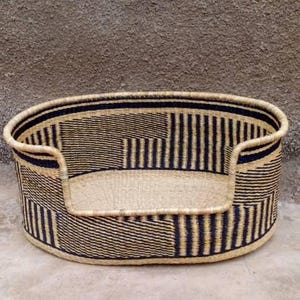 African Pet Bed| Handmade Dog Bed| Cat Basket| | Custom Pet Bed| Large Dog Bed| Dog Bed Furniture| Handmade Puppy Bed| Woven Dog Bed