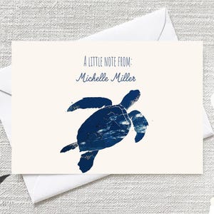 Cartão personalizado de tartaruga marinha | Bilhete com nome personalizado | Papelaria de agradecimento costeira | Papel de carta com tartaruga tropical | Cartões e envelopes