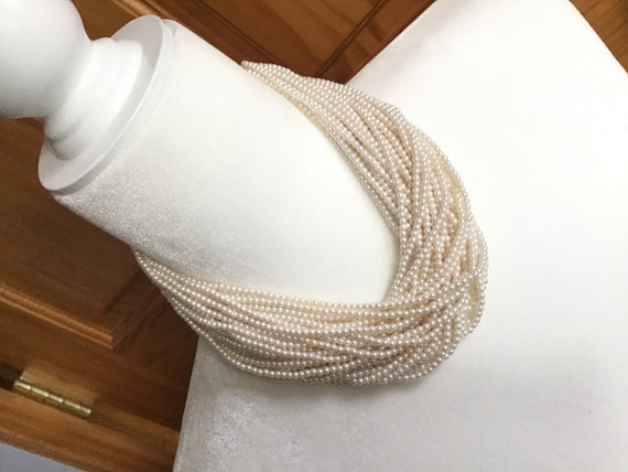 Pearl necklace, draping pearl necklace, cream pea… - image 2