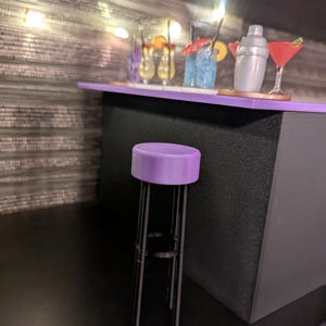 1:6 Maßstab Mini Barhocker | Miniversum Display | Miniversum Leiste | Miniverse Fröhliche Stunde | Miniverse Möbel | 3D Gedruckt