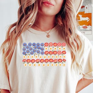 Retro American Flag Shirt, 4th of July Shirts, Womens Fourth of July Shirt, USA Graphic Tee, Patriotic Shirt, Independence Day Gift, USA Tee