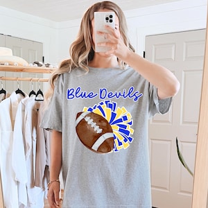 Blaue Teufel PNG | Gelber und blauer Pom Fußball jubeln PNG | Spieltag PNG | Blaue Teufels Schule Geist