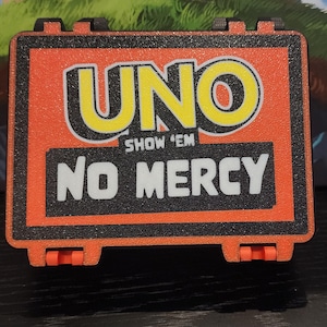 Porta cartas UNO No Mercy / Compatible con fundas y sin fundas / Caja de mazos impresa en 3D / Organizador No Mercy