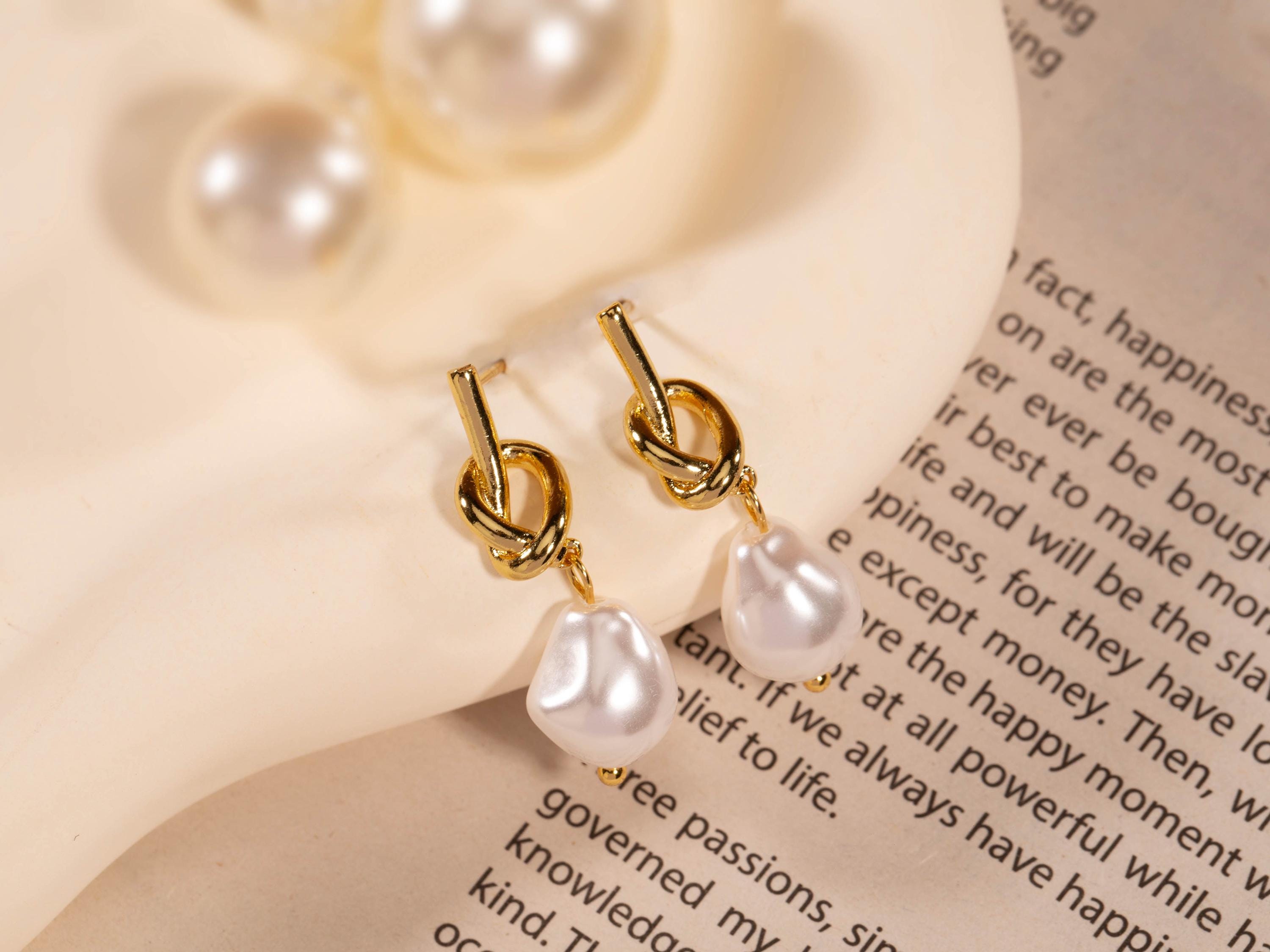 Orecchini Pendenti A Nodo D'Amore Con Perla Dorata - Gioielli Eleganti Per Donna
