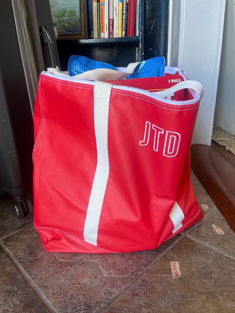 Waterproof Zip-Top Tote Bag – Personalized Embroidered Name, Sports Bag