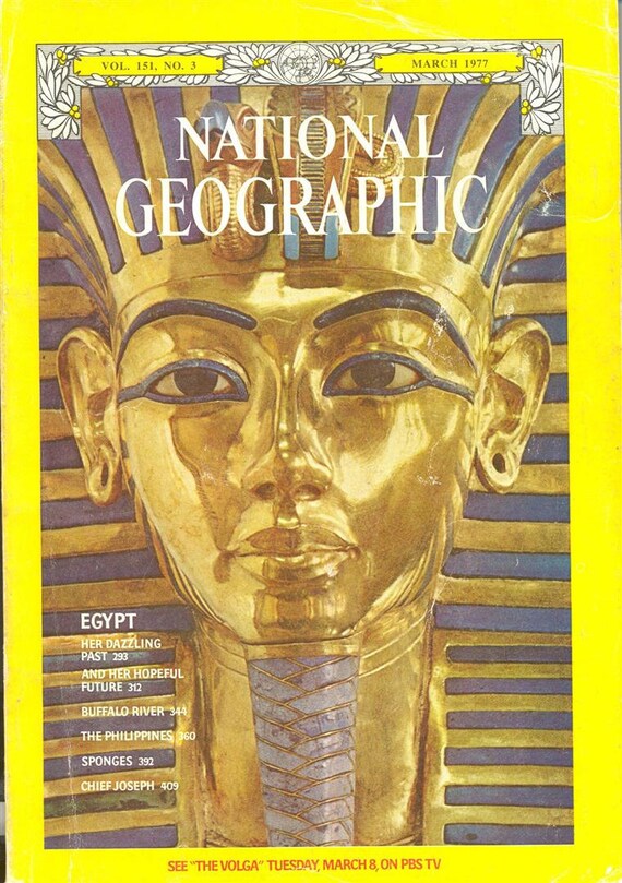 Items similar to 1977 Vintage National Geographic Magazine