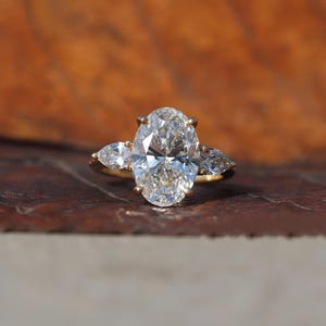 Lab Grown Diamond Oval Three Stone Engagement Ring 3.00 ct IGI Certified Wedding Promise Ring for Her Anniversary Jewelry