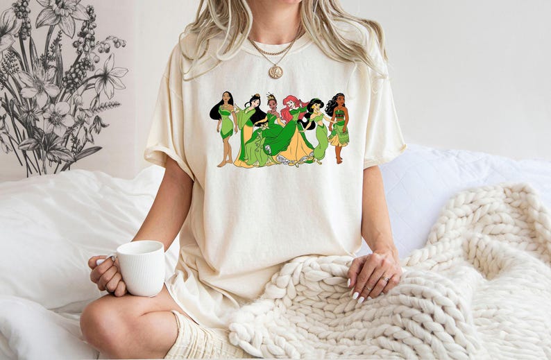 Comfort Color Shirt, St Paddy's Princess Shirt, Disney Princess Tee, St Patrick's Tee, Pocahontas Shirt, Ariel Tee, Irish Shirt, Mulan Shirt afbeelding 1