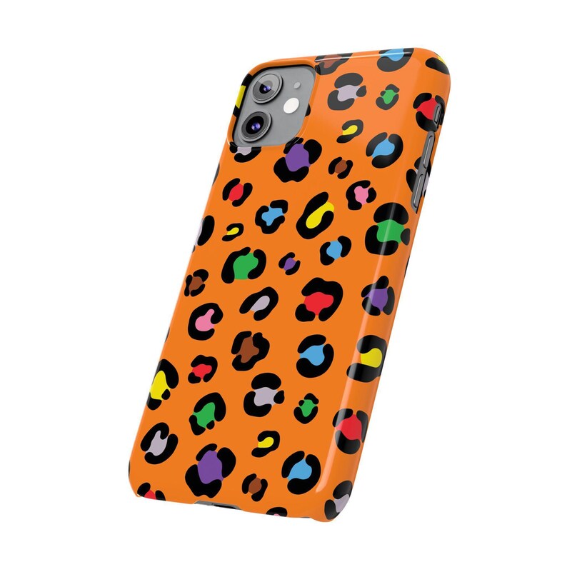 Custodia per telefono con stampa leopardata colorata: macchie arancioni e arcobaleno, vestibilità sottile immagine 4