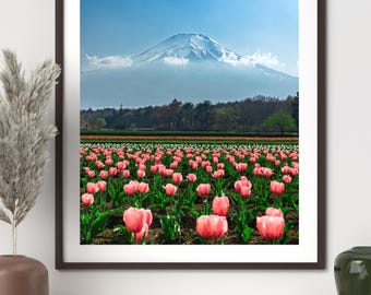 Impresión del campo de tulipanes del Monte Fuji: Paisaje primaveral japonés (descarga digital)