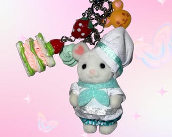 Calico Critter Marshmallow Mouse Baker Keychain – Kawaii Figure Bag Accessory