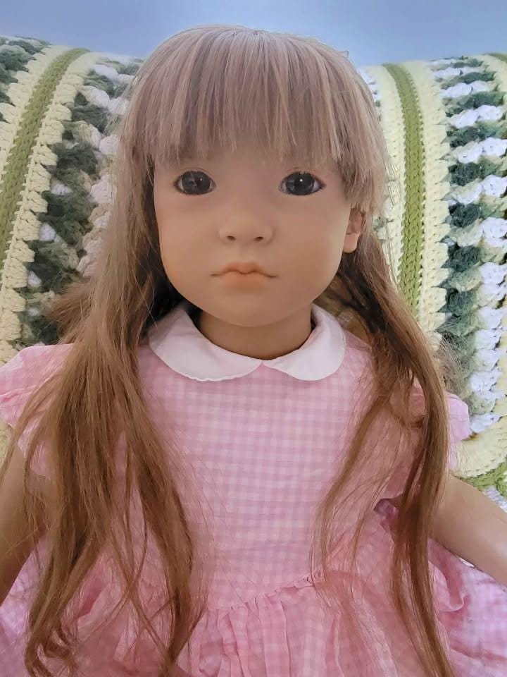 アネッテドール　Neblina Dool アネッテドールNeblina Dool