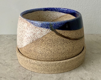 Eleuthera Sea - Stoneware planter pot with drainage plate -  Blue White Gold