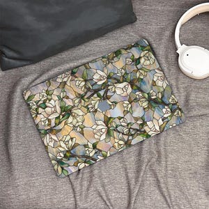 Retro Flower New Macbook Case, Hard Laptop Case for Macbook Air 15/13 Pro 13/14/15/16 2021 2022 M2 2023 2024, Custom Macbook Case
