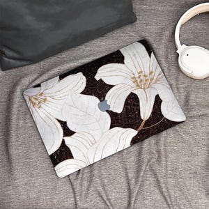 Floral Mosaic in Glass New Macbook Case, Hard Laptop Case for Macbook Air 15/13 Pro 13/14/15/16 2021 2022 M2 2023 2024, Custom Macbook Case