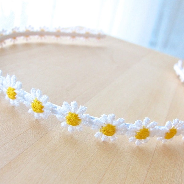 Tiny Daisy Chain Flower Headband ~ Last One