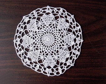 Heart Decor Crochet Lace Doily White Table Mat, Modern Victorian Home Decor, 7 Inch Decorative Accent, Sweet Mothers Day Gift for Mom