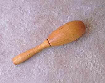 Vintage Sock Darner Wooden Darning Egg 1950s Collectible Sewing Notion, Old Wood Mending Tool Oval Egg Shape, Antique Farmhouse Gift for Mom