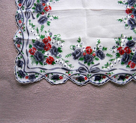 HUDSON MYSTIC FLORAL MERINO HANDKERCHIEF POCKET SQUARE - GREY