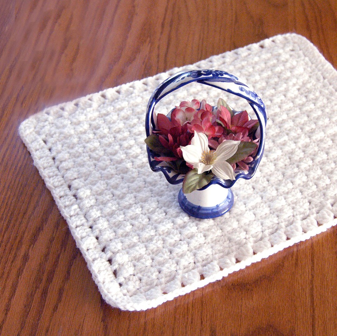 White Farmhouse Rectangle Crochet Doily, Large 12x16