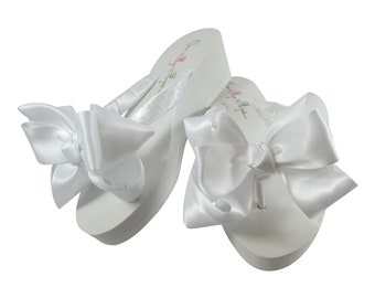 White or Black Ladies /& Girls Pearl Satin Bow Flat Flip Flops