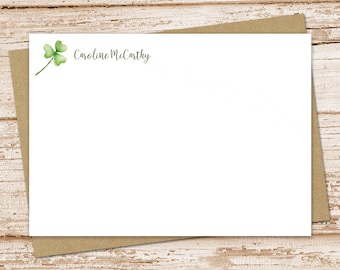 Juego de tarjetas personalizadas con diseño de trébol: papelería irlandesa