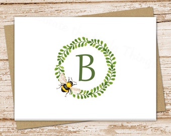 personalized bee stationery, note cards . bee wreath notecards . initial, monogram . folded card . stationary.  teacher . set of 10