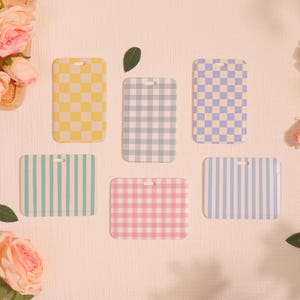 Porte-badge personnalisé, Porte-cartes d'identité à fermeture coulissante, Joli porte-cartes d'identité en damier, Protège-cartes transparent à rayures verticales, Complément pour cordon